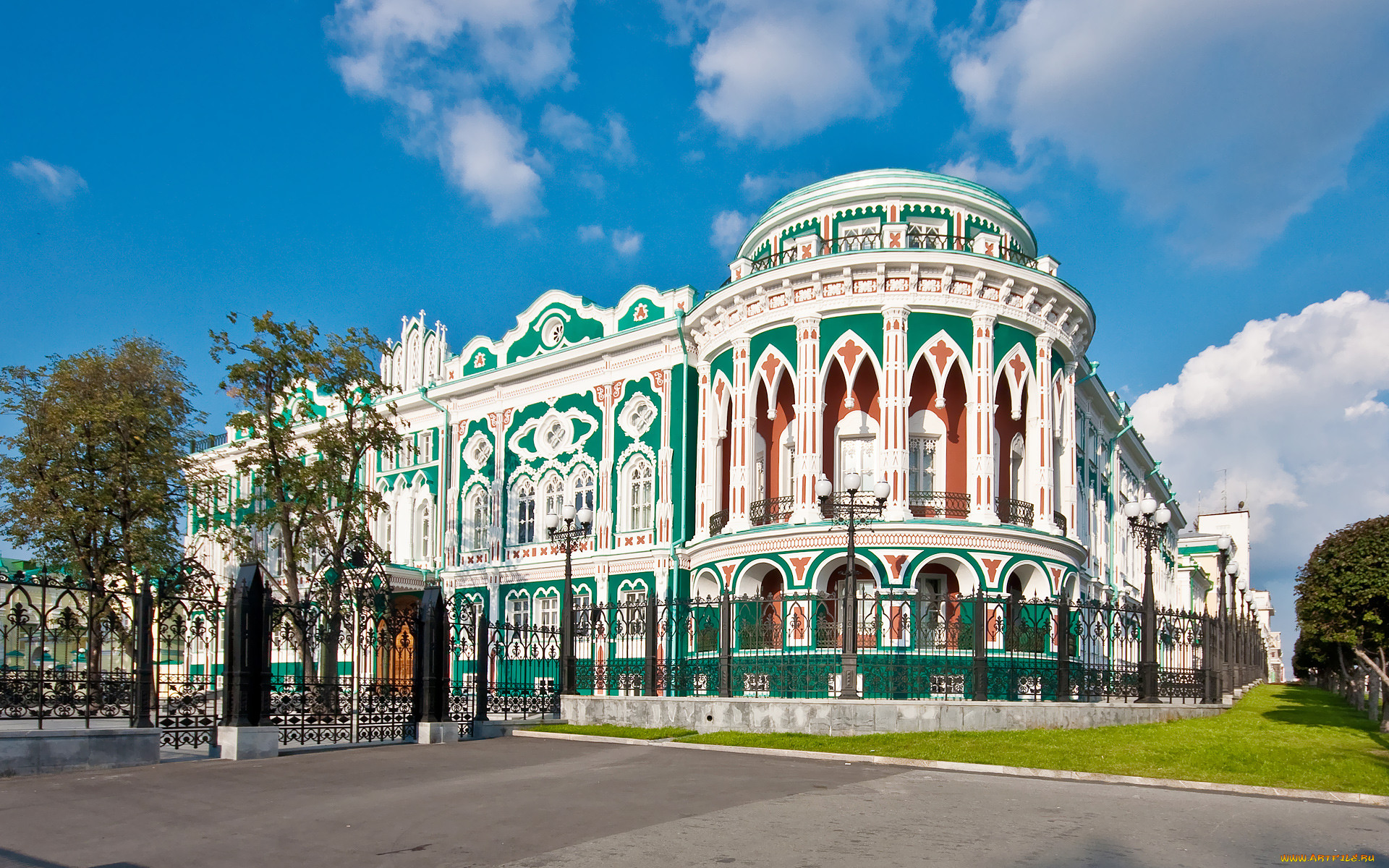 Обои Дом Севастьянова Города - Здания, дома, обои для рабочего стола,  фотографии дом севастьянова, города, - здания, дома, екатеринбург, дом,  севастьянова Обои для рабочего стола, скачать обои картинки заставки на  рабочий стол.